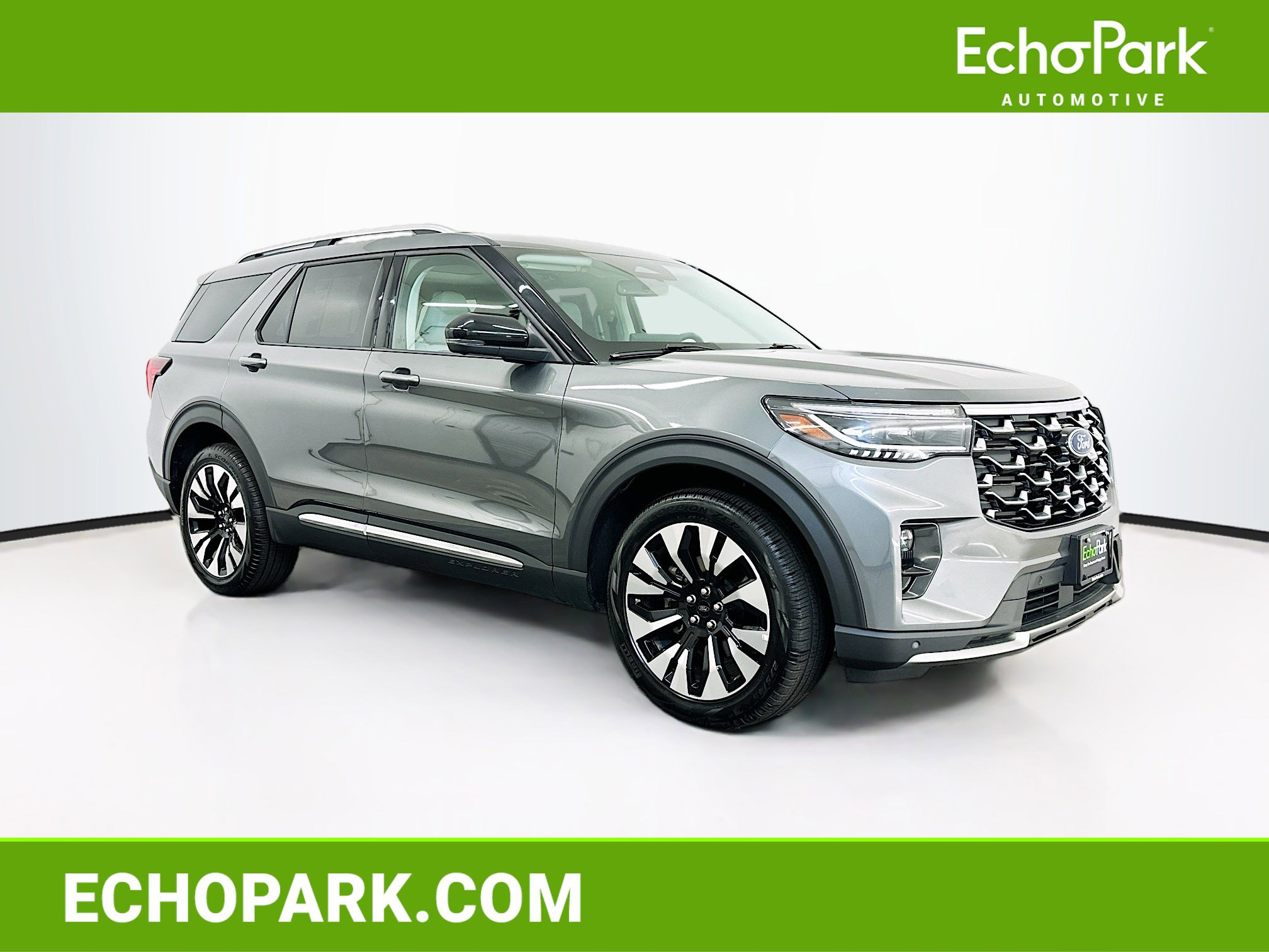 Used 2025 Ford Explorer Platinum w/ LUX Leather Package image 1