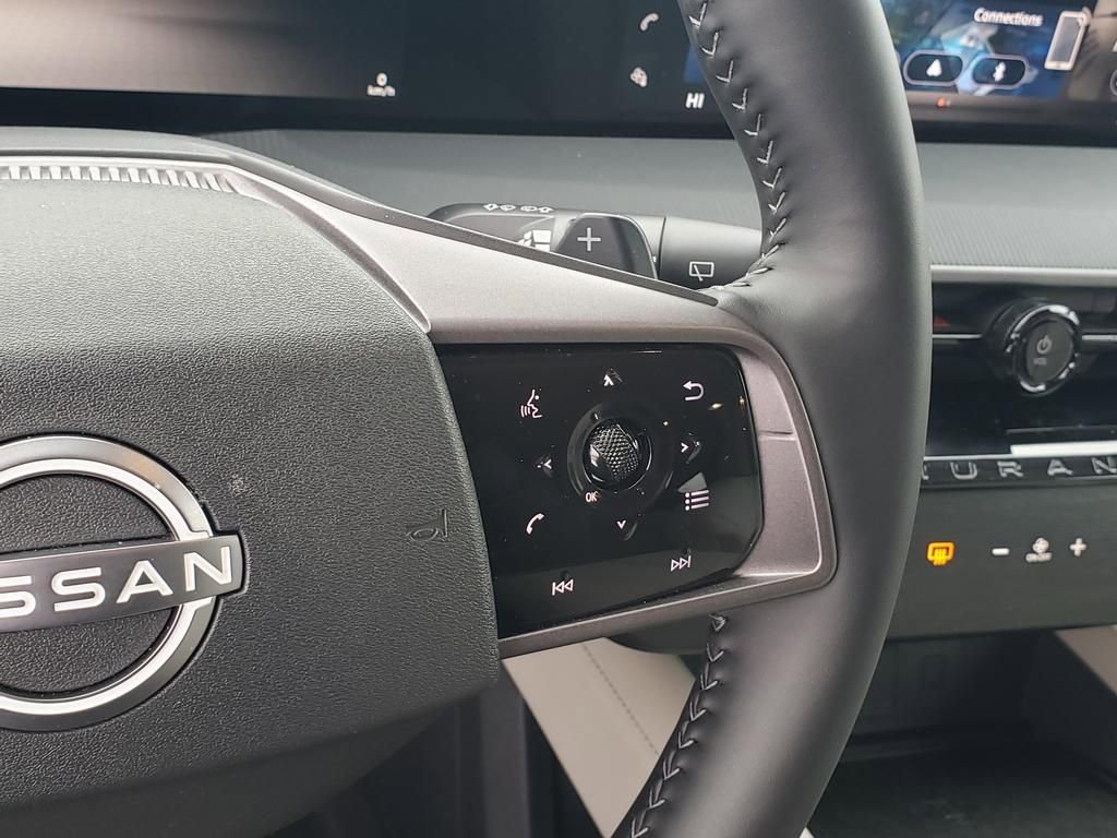 Certified 2025 Nissan Murano SV AWD/4WD image 32