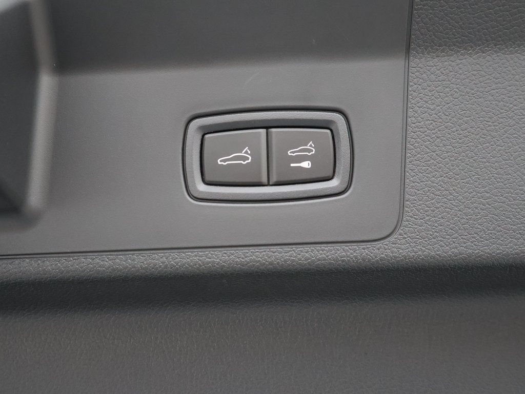 Certified 2026 Porsche Panamera 4 AWD/4WD image 18