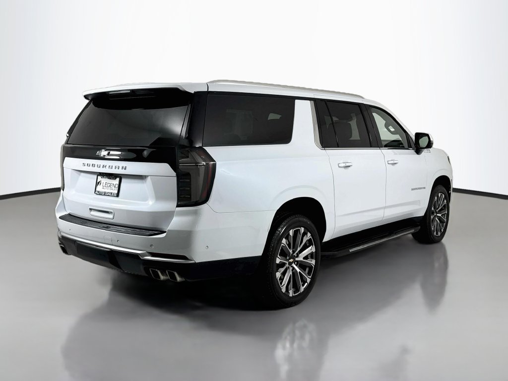Used 2026 Chevrolet Suburban High Country w/ Sun And Tow Package AWD/4WD image 6
