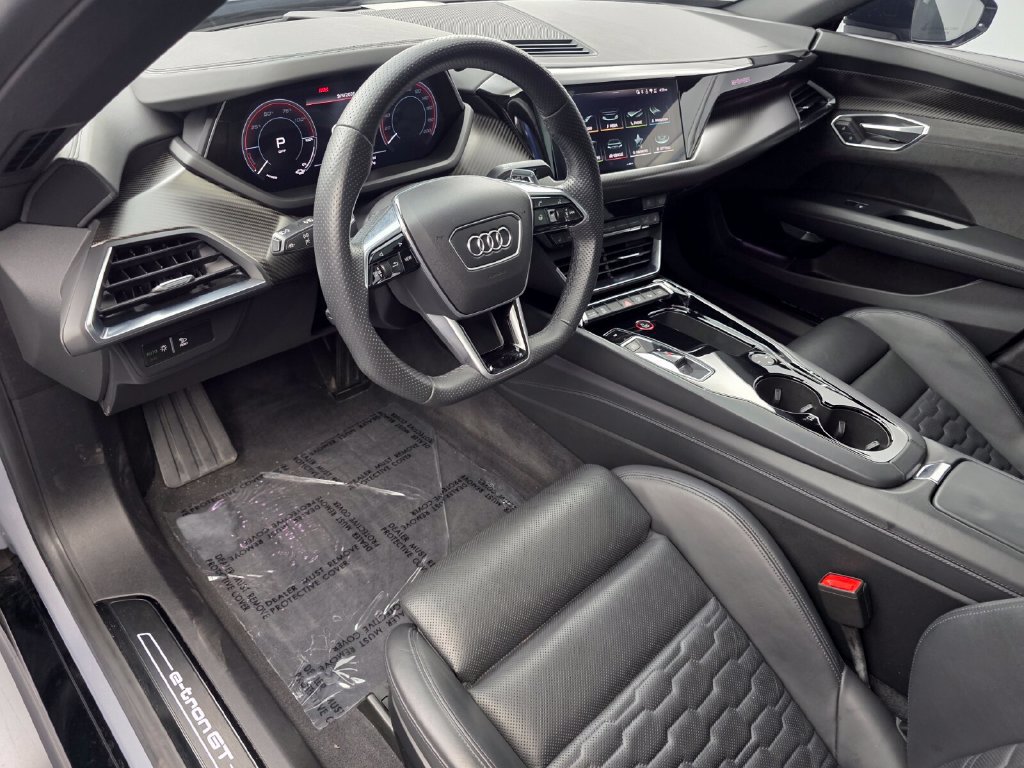 Used 2022 Audi e-tron GT Prestige AWD/4WD image 10