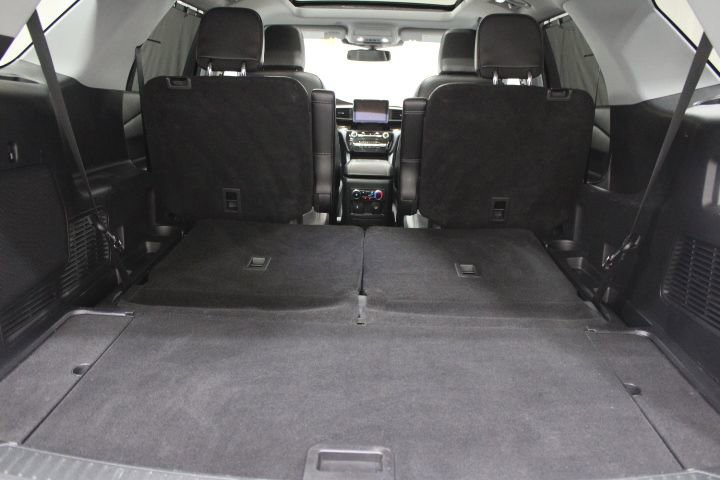Used 2023 Ford Explorer Limited w/ Equipment Group 301A image 15