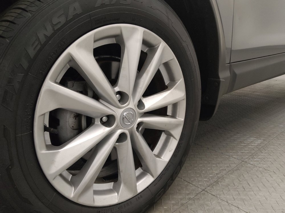 Used 2018 Nissan Rogue Sport S w/ S Appearance Package image 31