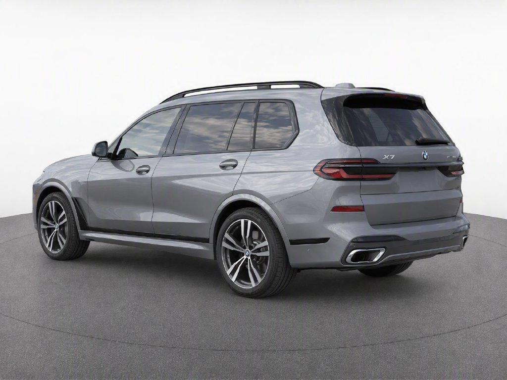Certified 2024 BMW X7 xDrive40i w/ M Sport Package AWD/4WD image 4