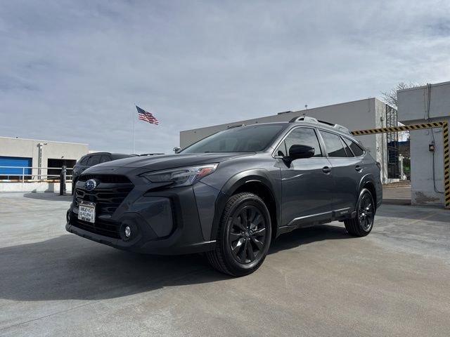 Used 2023 Subaru Outback Onyx Edition image 2