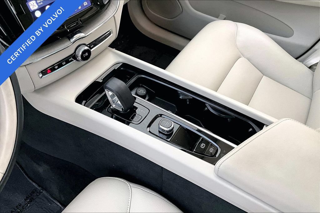 Certified 2023 Volvo XC60 B5 Plus w/ Protection Package Premier FWD image 18
