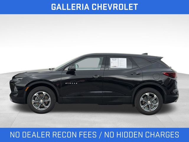 Used 2025 Chevrolet Blazer LT image 4
