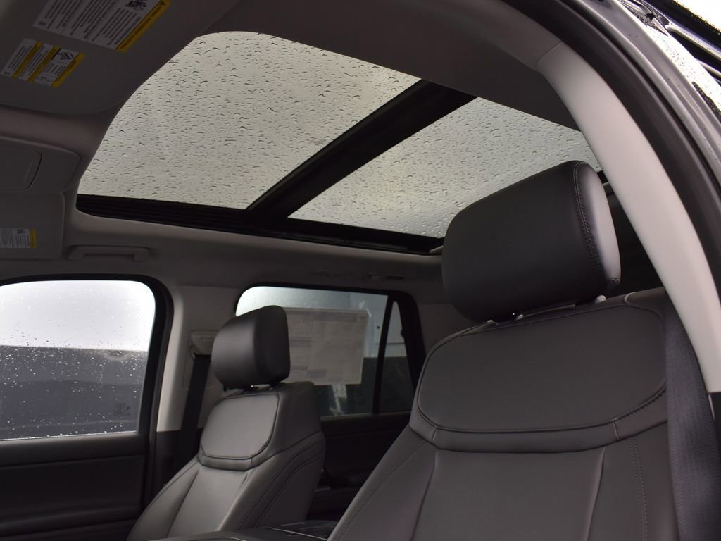 New 2026 Ford Expedition Max Active image 15