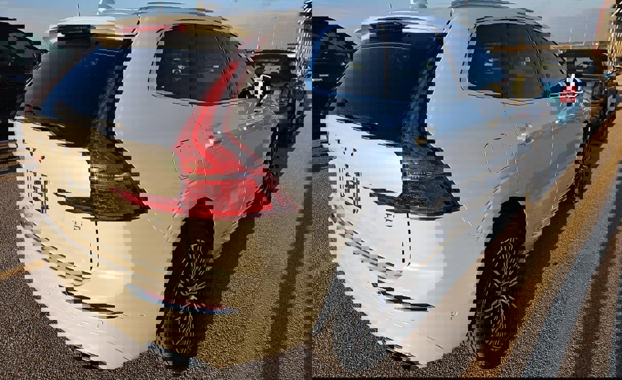 Used 2019 Volvo XC60 T5 Inscription w/ Protection Package Premier image 3