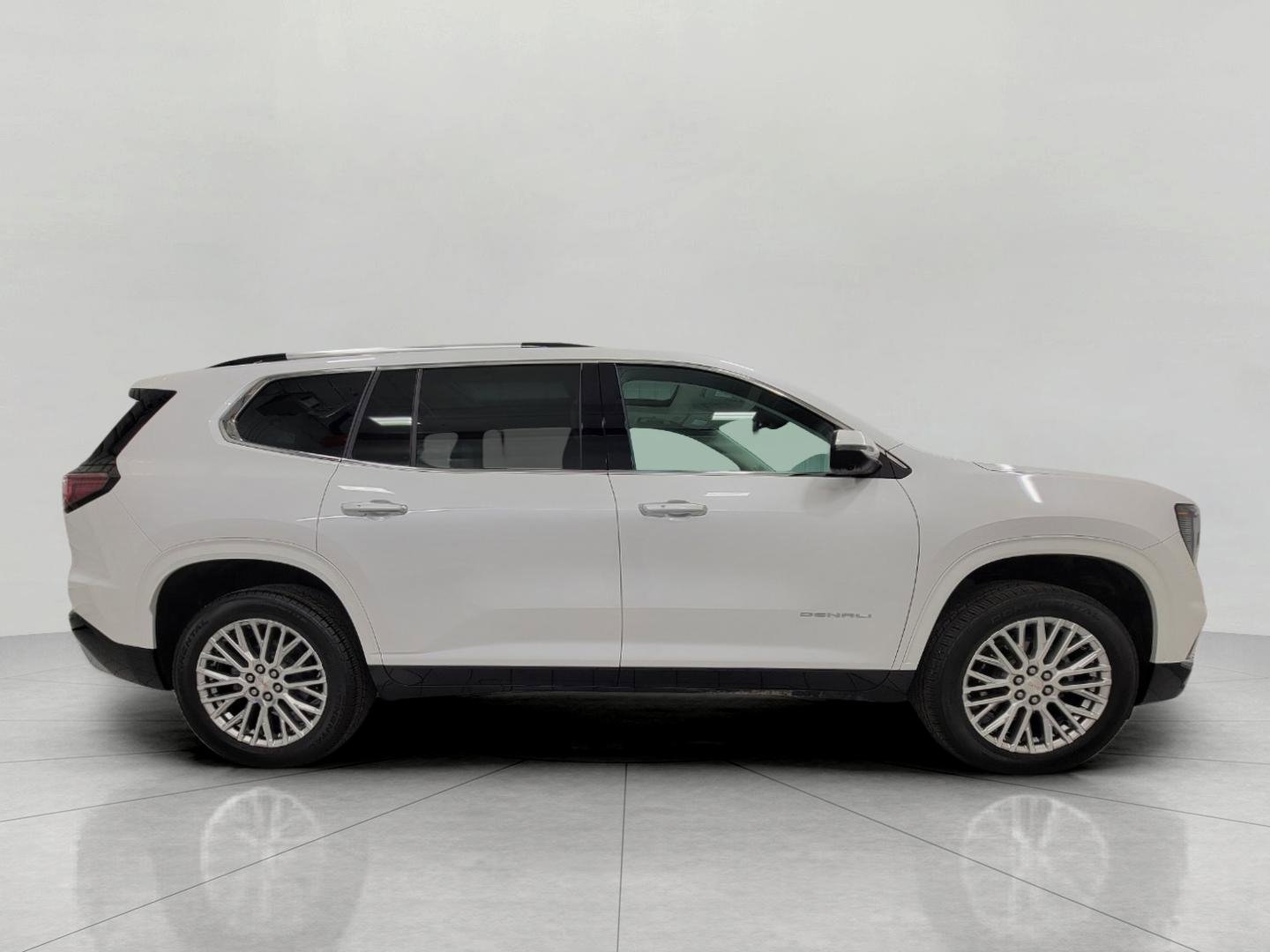 Used 2024 GMC Acadia Denali w/ LPO, Floor Liner Package AWD/4WD image 12