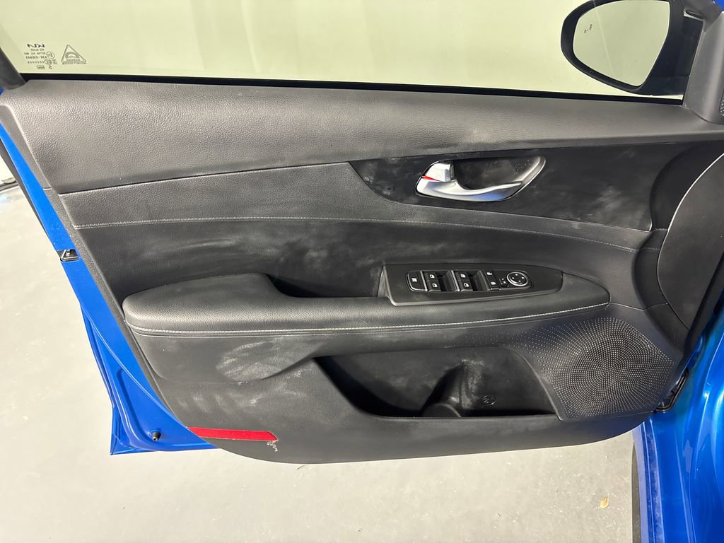 Used 2024 Kia Forte GT-Line image 28