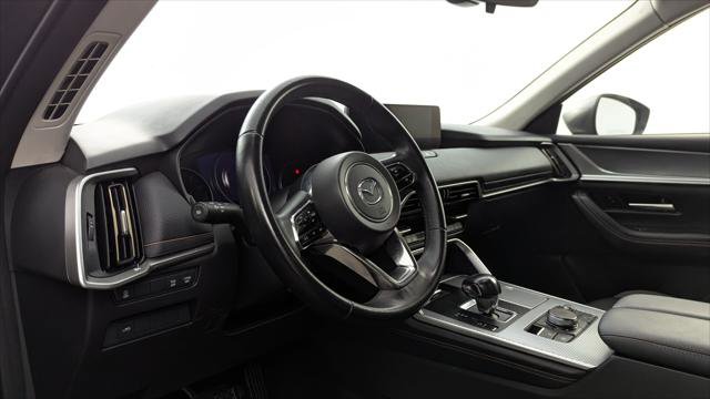 Used 2024 MAZDA CX-90 3.3 Turbo w/ Preferred Plus AWD/4WD image 23