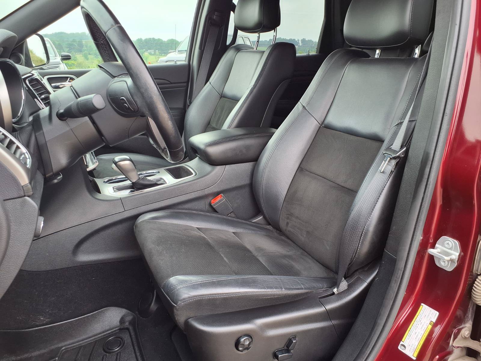 Used 2020 Jeep Grand Cherokee Altitude AWD/4WD image 7
