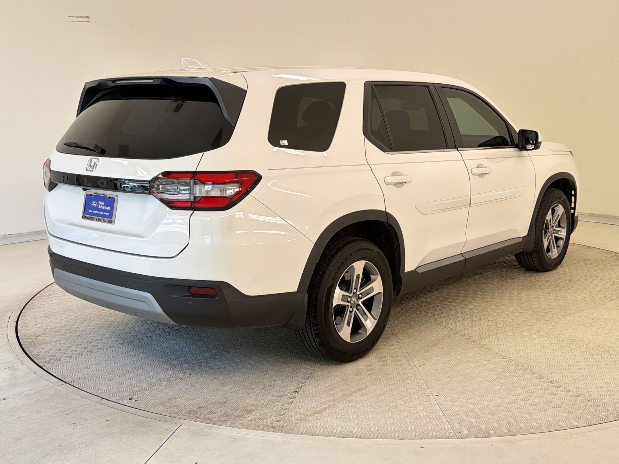 Used 2023 Honda Pilot EX-L image 9
