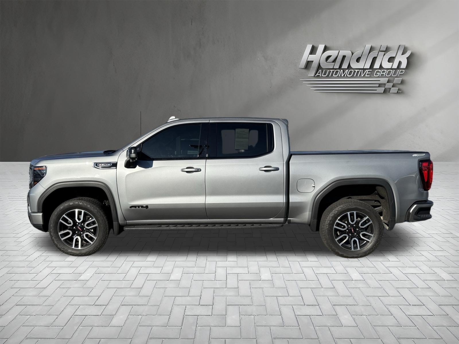 Used 2026 GMC Sierra 1500 AT4 w/ AT4 Premium Package AWD/4WD image 8