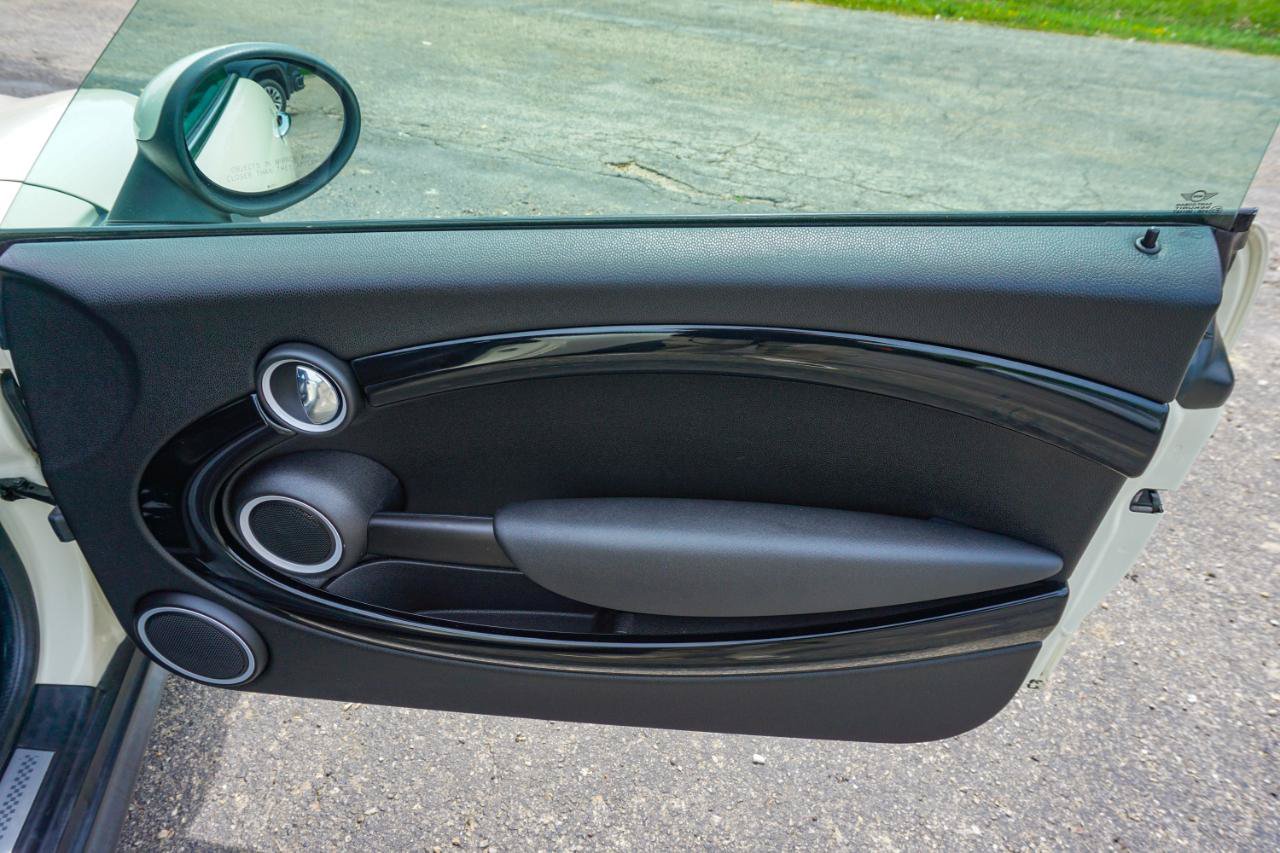 Used 2014 MINI Cooper Roadster S FWD image 17