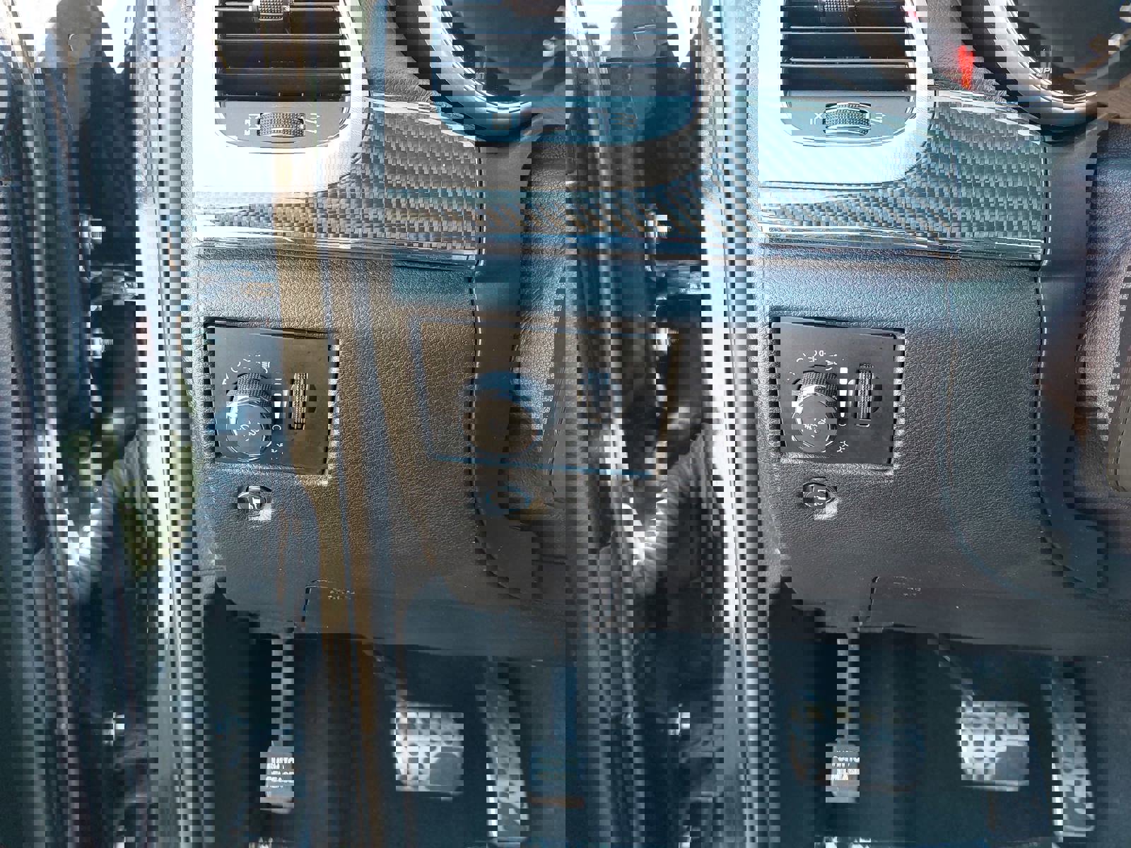 Used 2020 Jeep Grand Cherokee SRT image 27