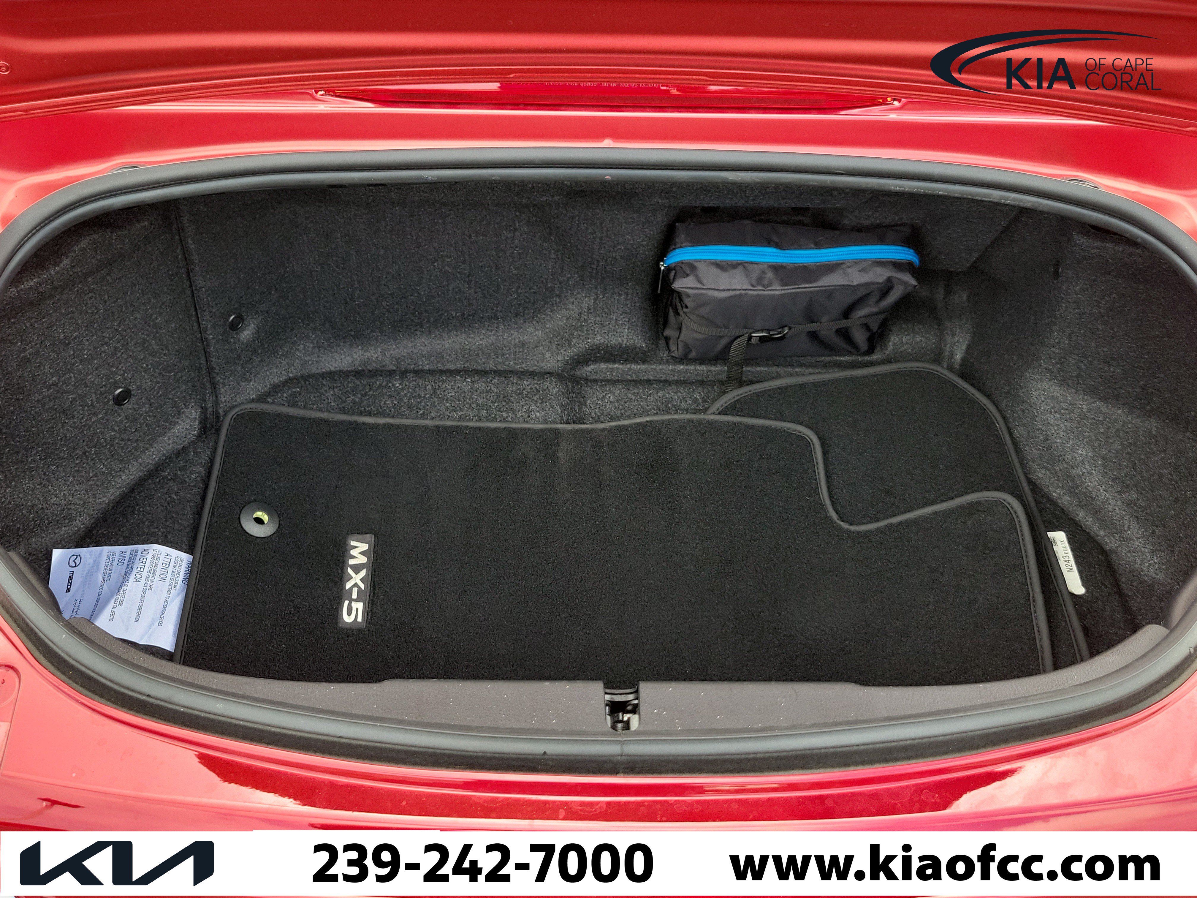 Used 2021 MAZDA MX-5 Miata Sport RWD image 13