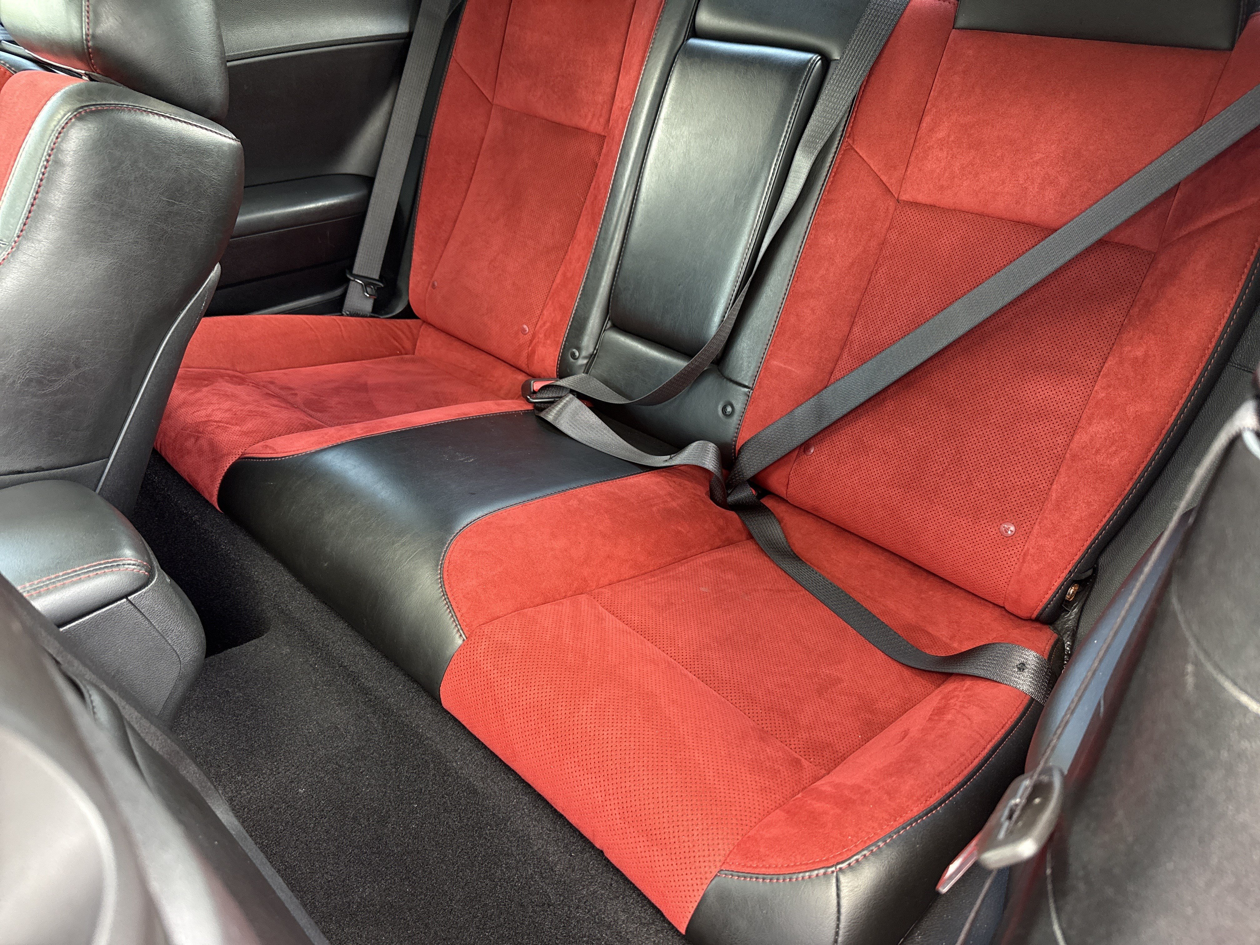 Used 2022 Dodge Challenger R/T w/ Plus Package RWD image 31