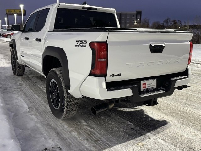 Certified 2024 Toyota Tacoma TRD Off-Road image 41