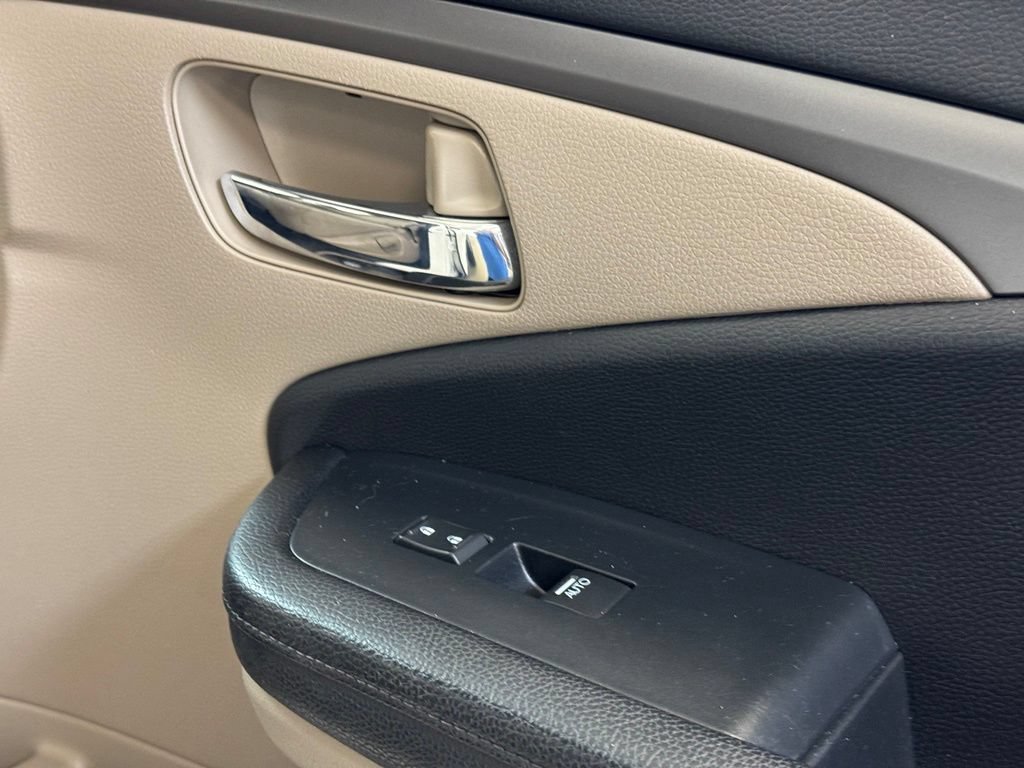 Used 2021 Honda Pilot EX image 35