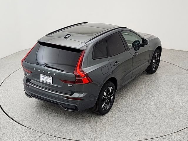 New 2026 Volvo XC60 B5 Plus w/ Protection Package Premier image 17