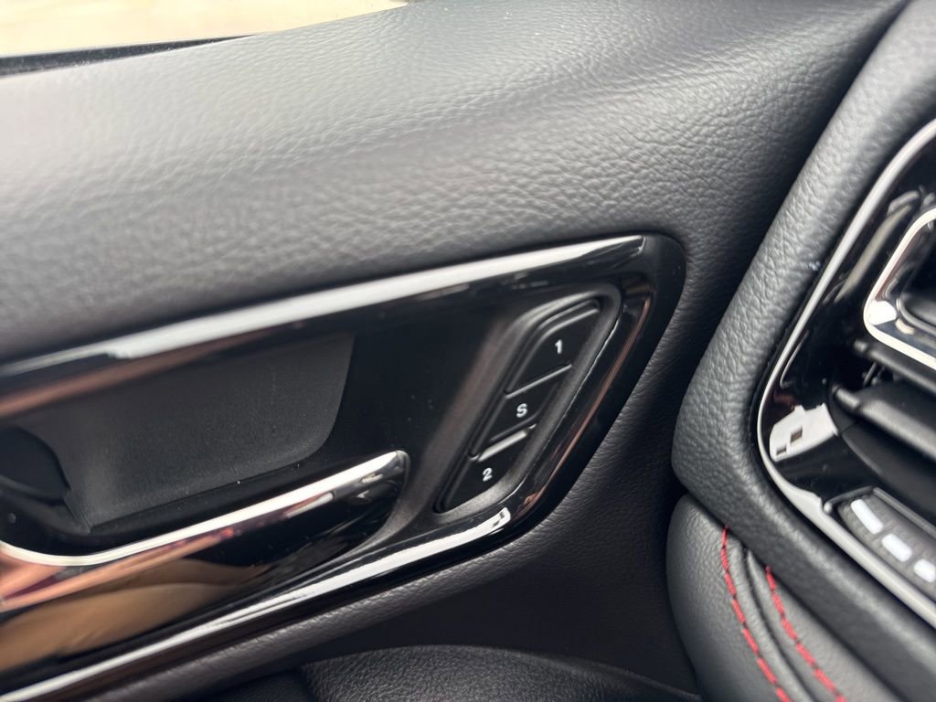 Certified 2025 Dodge Durango GT image 8