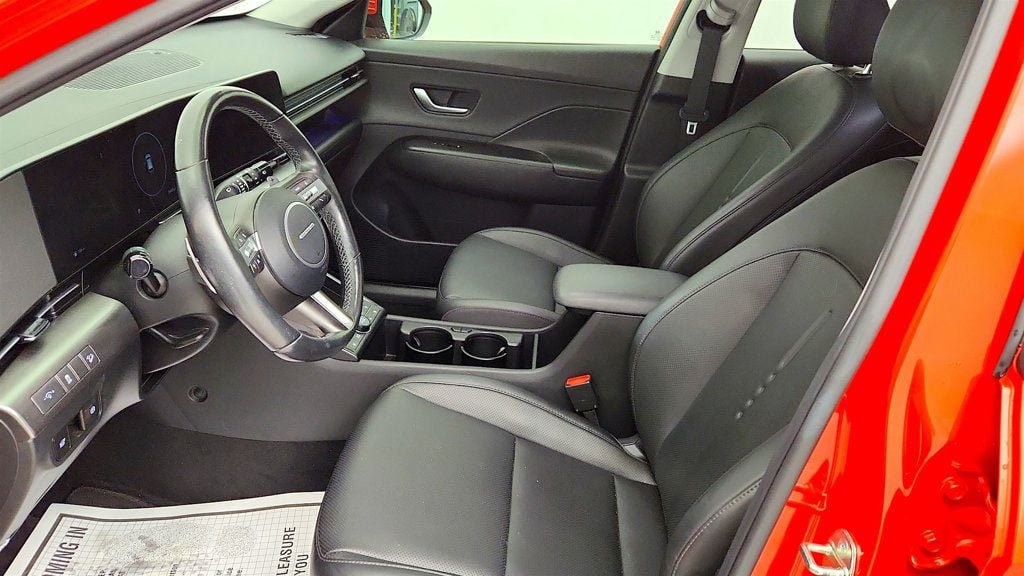 Used 2024 Hyundai Kona Limited FWD image 13
