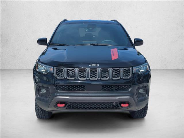 Used 2024 Jeep Compass Trailhawk AWD/4WD video 2