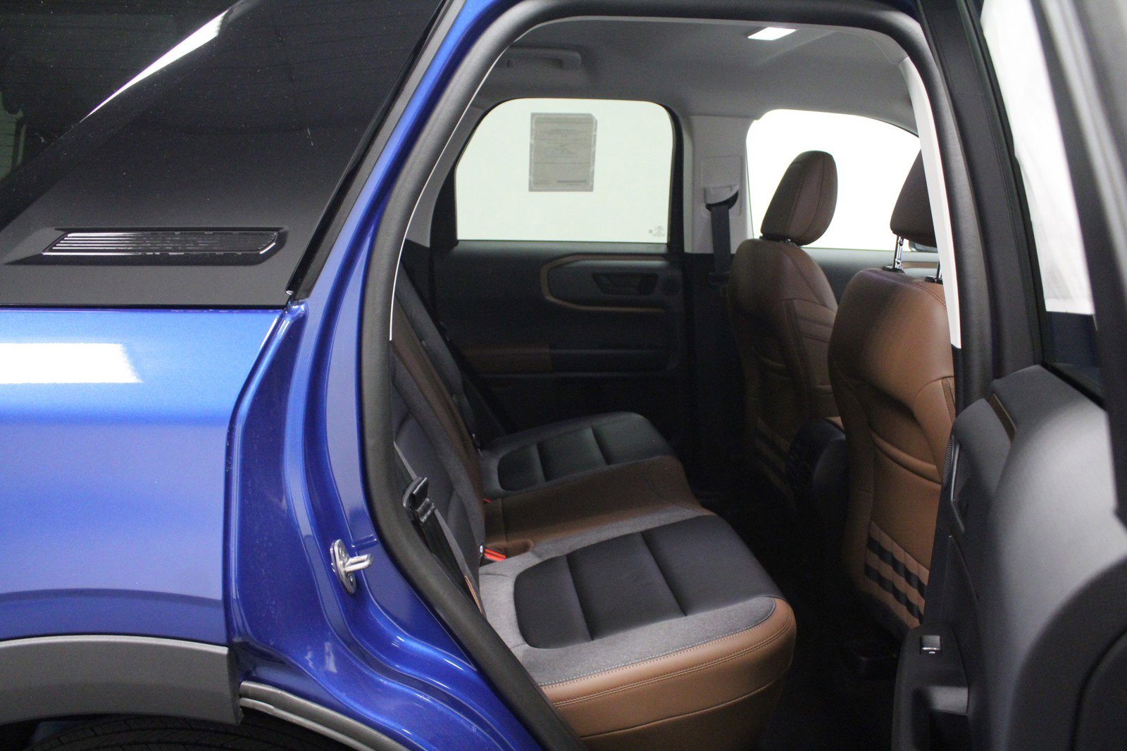 Used 2024 Ford Bronco Sport Outer Banks w/ Tech Package image 15