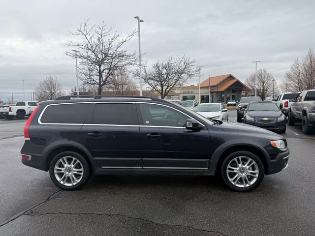 Used 2016 Volvo XC70 T5 Premier w/ Proximity Package image 6