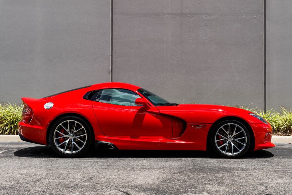 Used 2017 Dodge Viper GTC RWD image 6