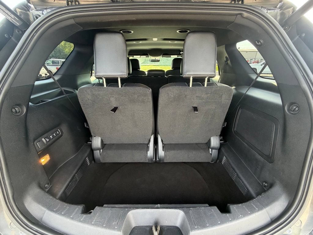 Used 2017 Ford Explorer Sport AWD/4WD image 19
