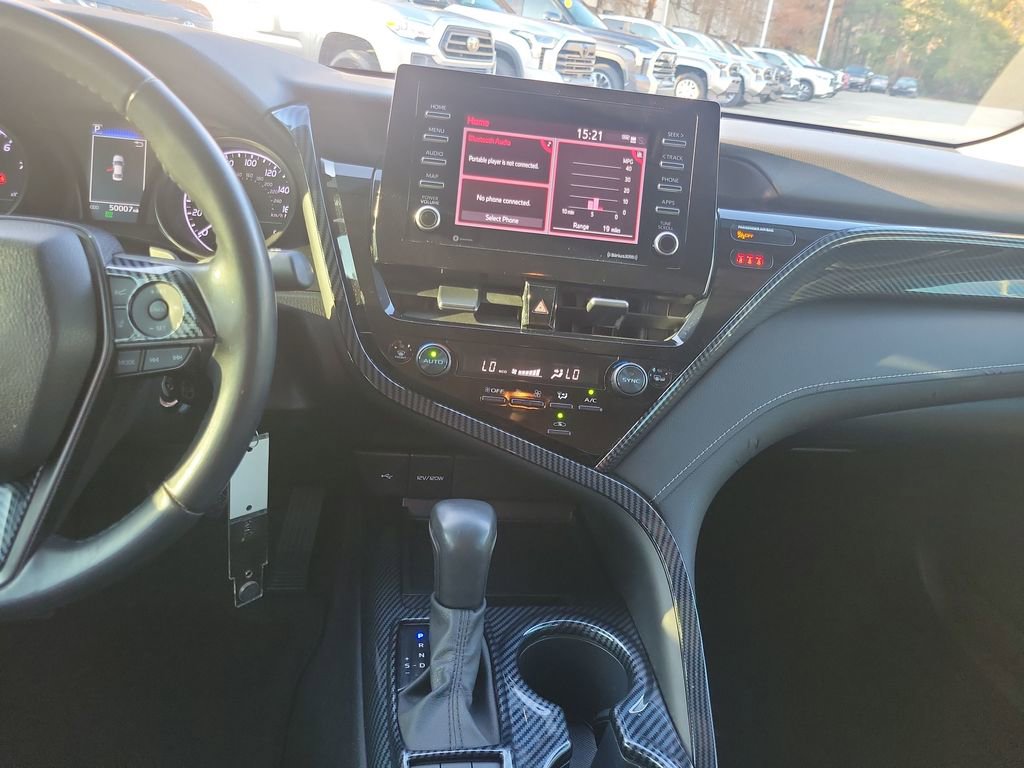 Certified 2022 Toyota Camry SE image 18