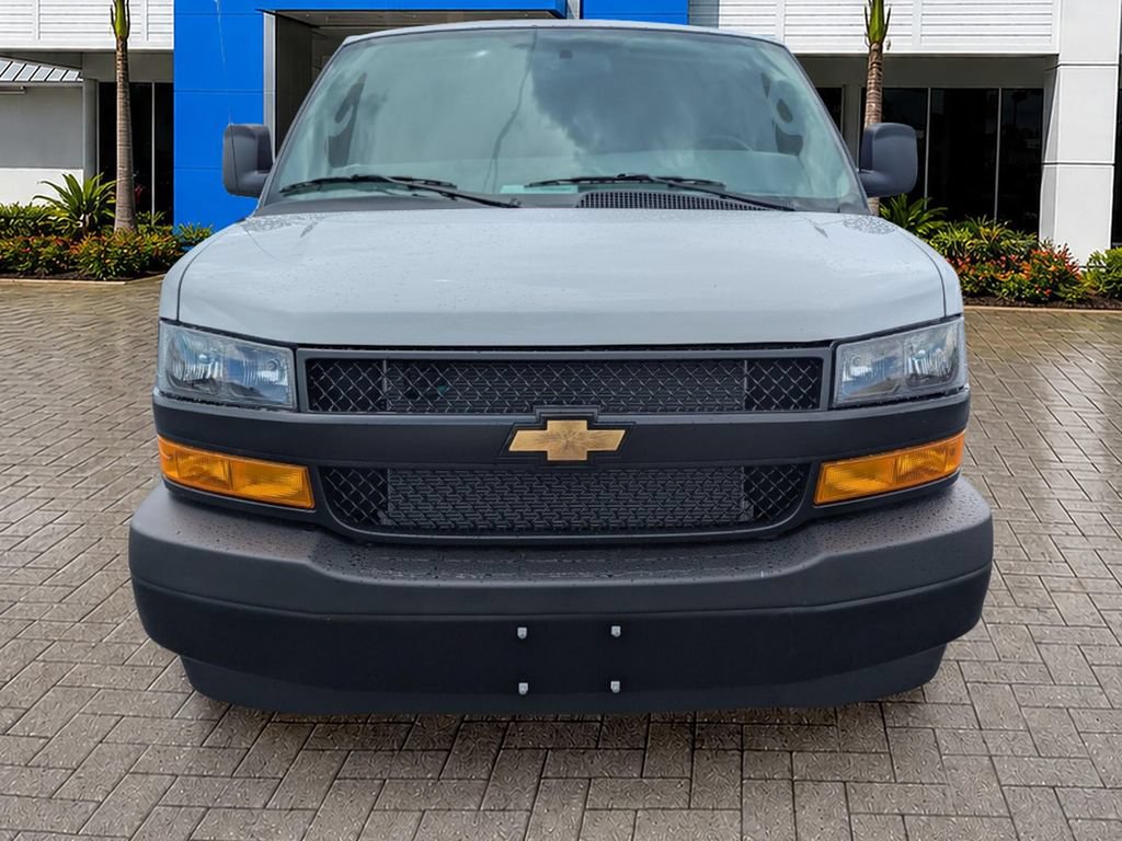 New 2026 Chevrolet Express 2500 Extended w/ Driver Convenience Package RWD image 2