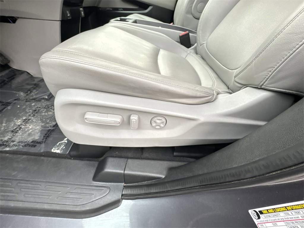 Used 2023 Honda Odyssey EX-L image 14