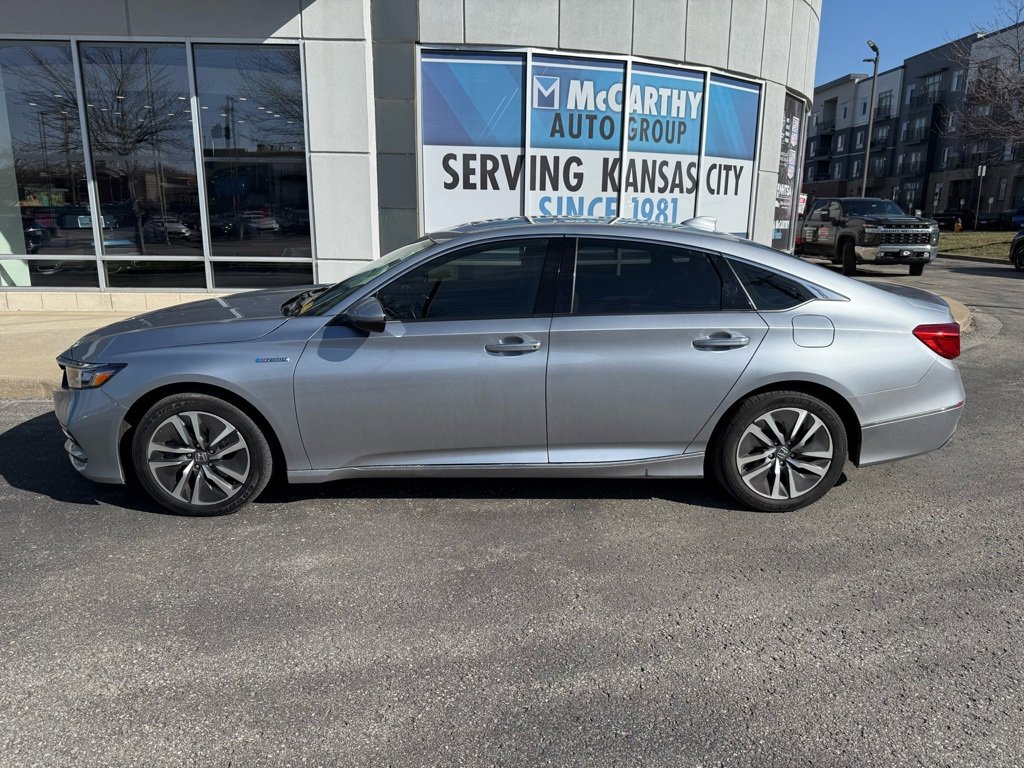 Used 2020 Honda Accord Touring image 3