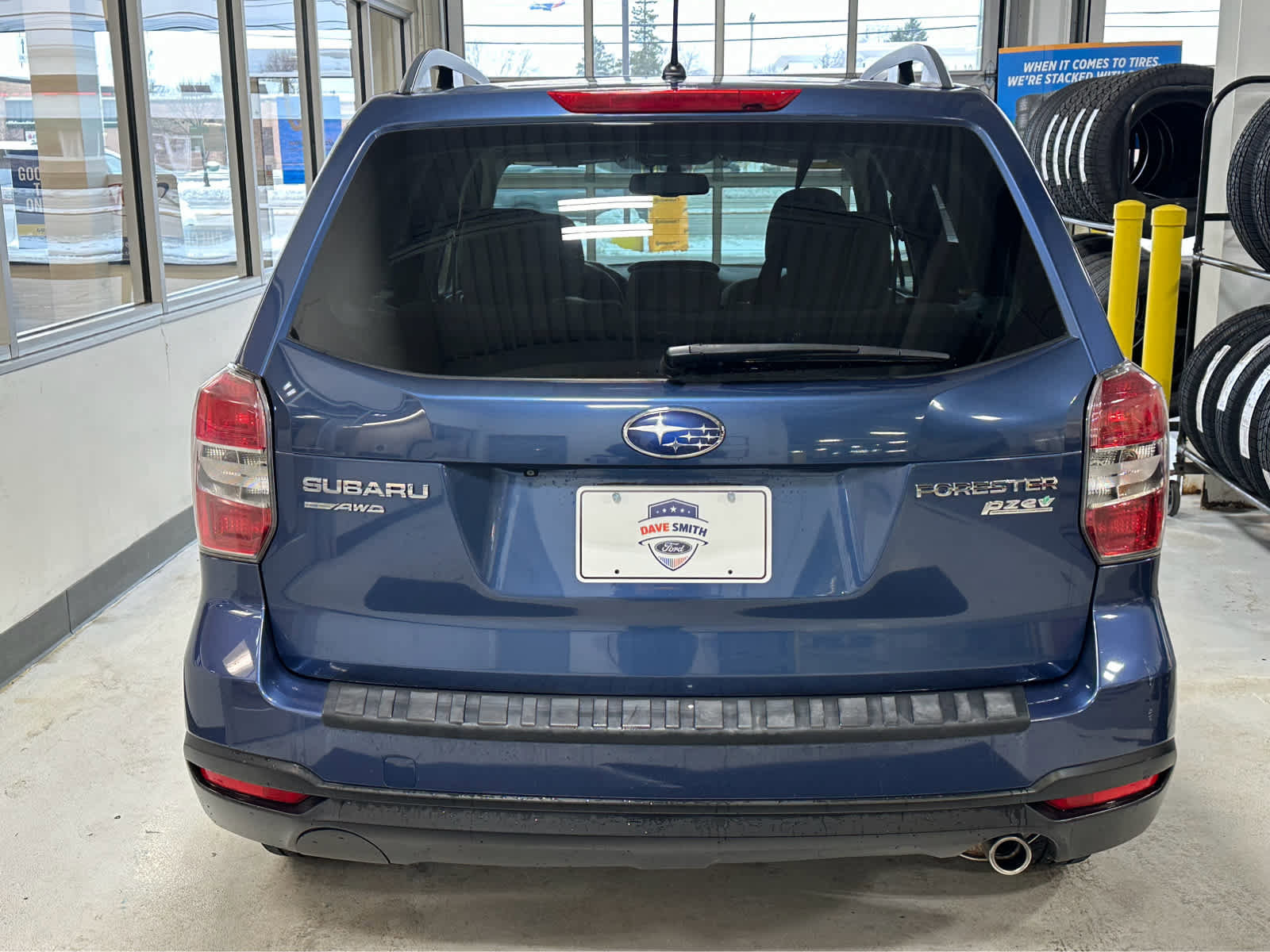 Used 2014 Subaru Forester 2.5i Premium w/ All-Weather Package image 5