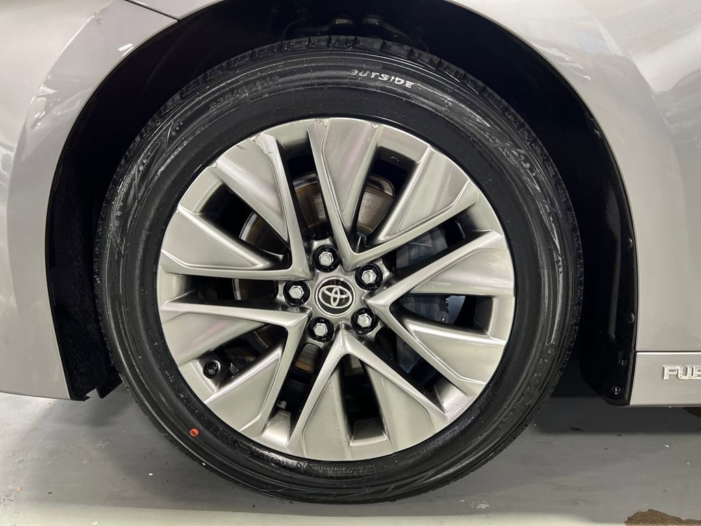 Certified 2022 Toyota Mirai XLE image 9