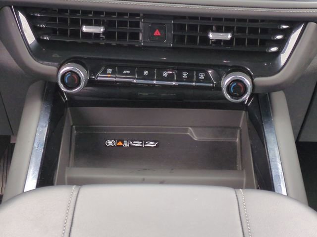 Certified 2025 Chevrolet Suburban LT image 20