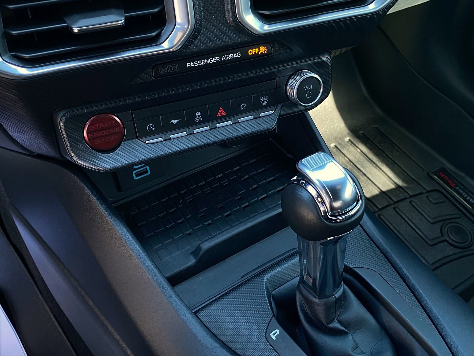 Used 2024 Ford Mustang GT Premium image 18