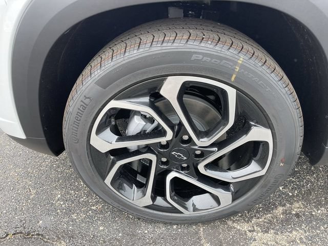 New 2026 Chevrolet Trax RS w/ Sunroof Package FWD image 10