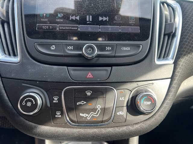 Used 2017 Chevrolet Malibu LT w/ Driver Confidence Package FWD image 25