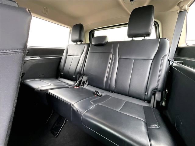 Used 2024 Ford Expedition Max XLT image 17