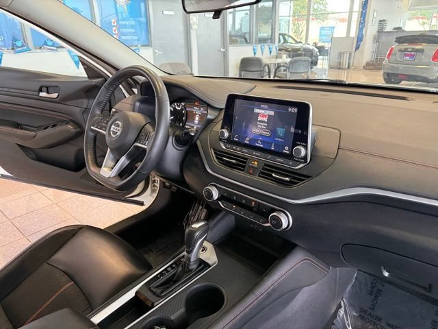 Used 2022 Nissan Altima 2.0 SR FWD image 27