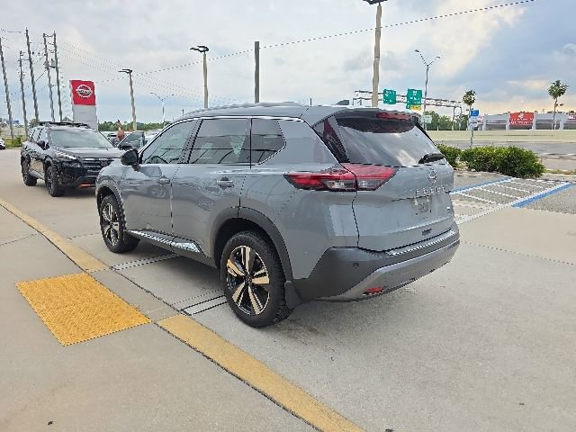 Used 2023 Nissan Rogue SL FWD image 6