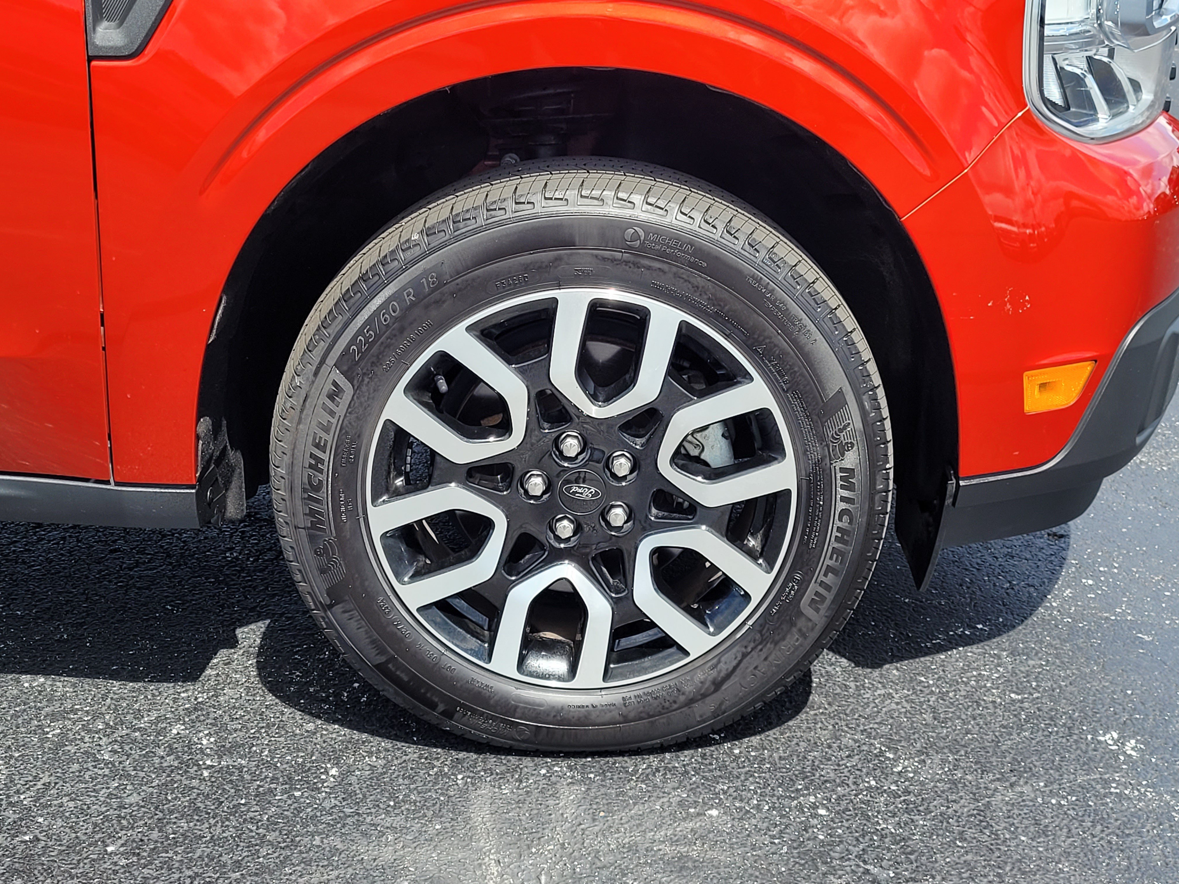 Used 2024 Ford Maverick Lariat AWD/4WD image 9