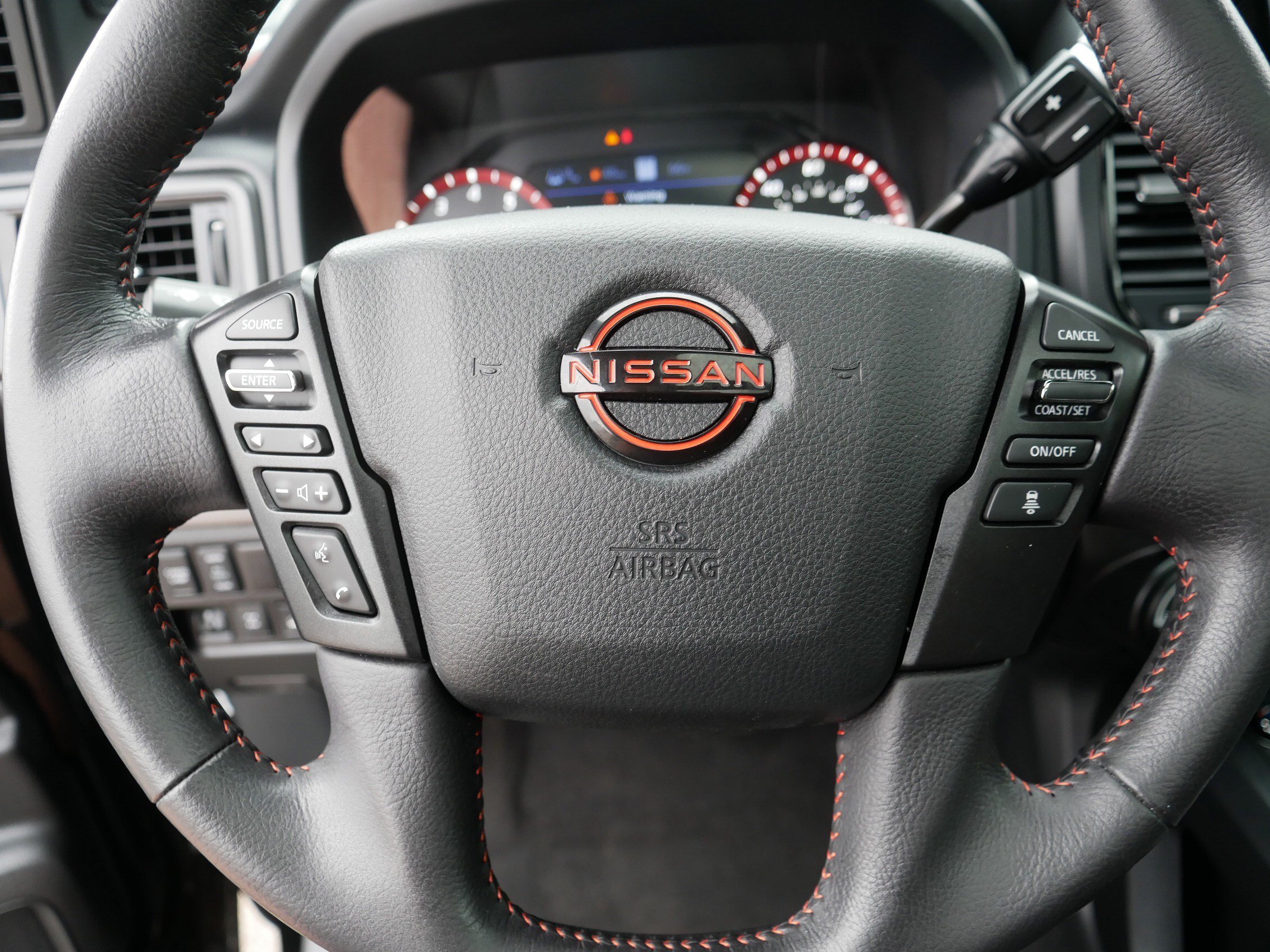 Certified 2024 Nissan Titan PRO-4X w/ Pro-4x Convenience Package AWD/4WD image 25