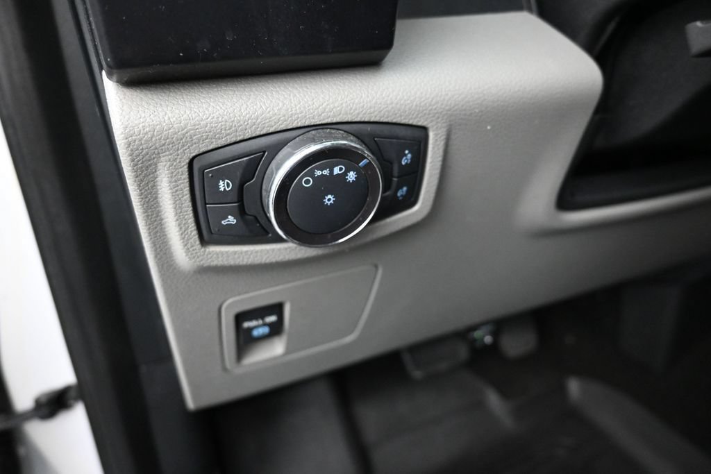Used 2019 Ford F150 XL w/ Equipment Group 101A Mid AWD/4WD image 12