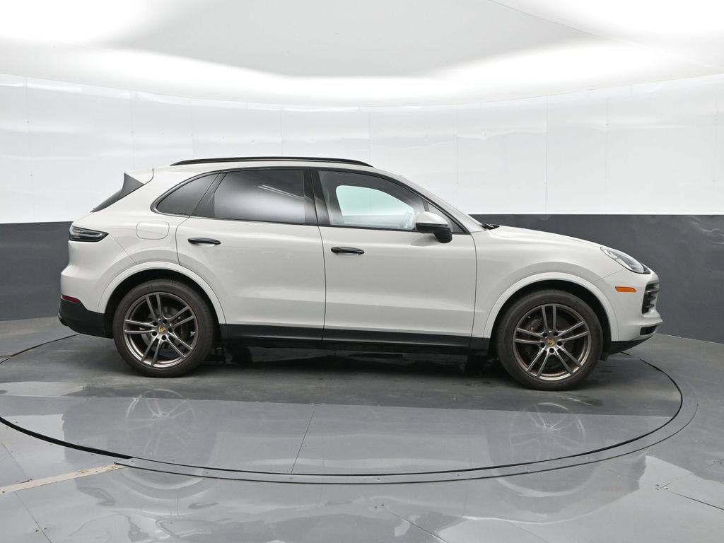 Certified 2023 Porsche Cayenne Platinum Edition AWD/4WD image 10